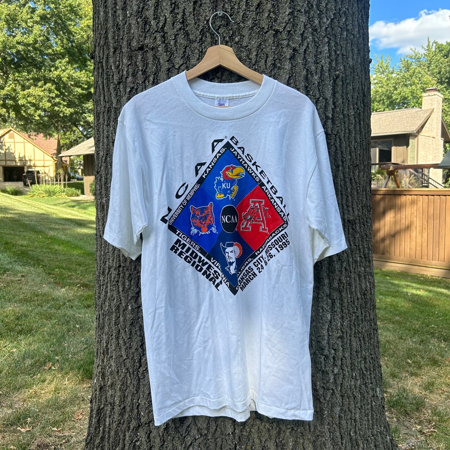 1995 NCAA March Madness T-shirt (L)