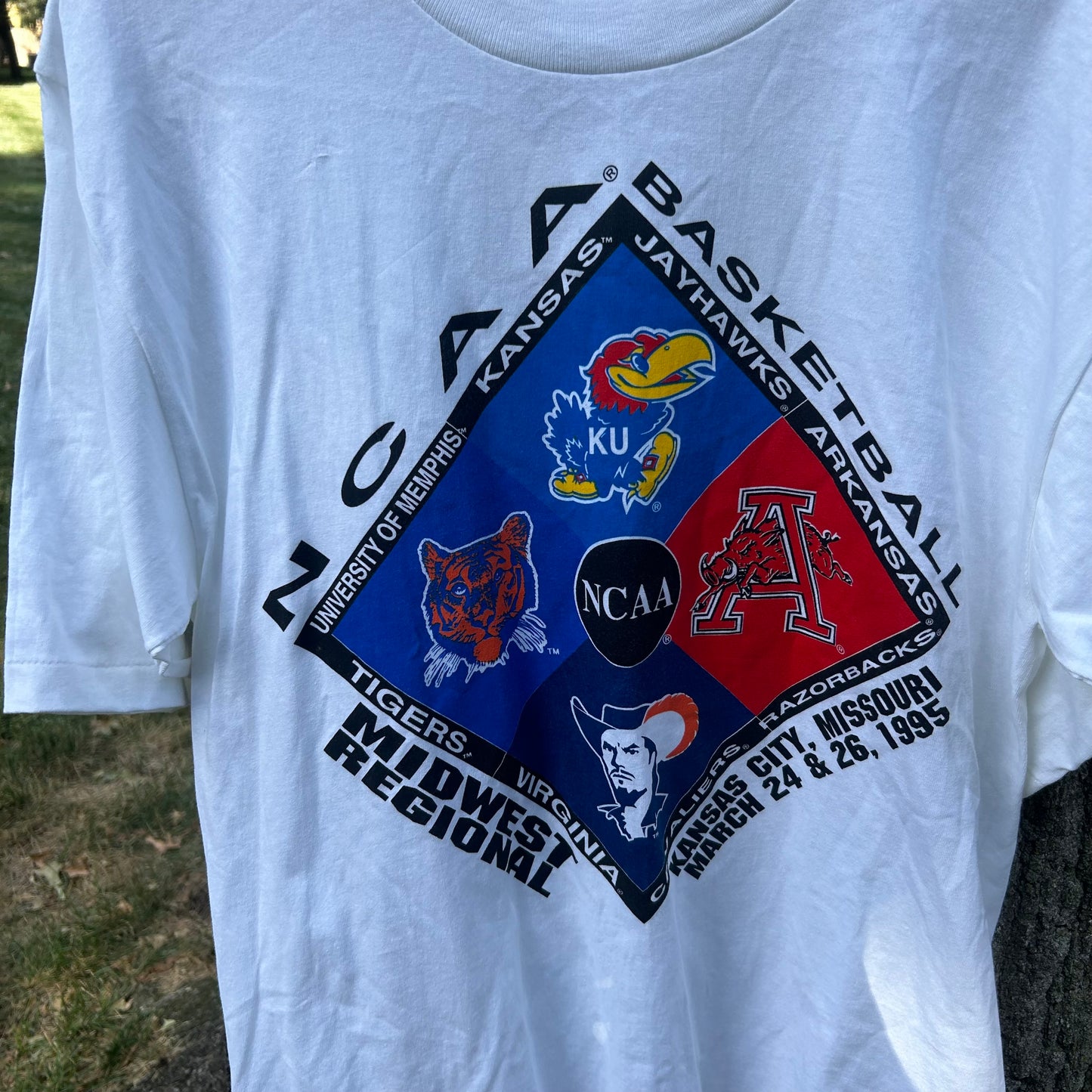 1995 NCAA March Madness T-shirt (L)