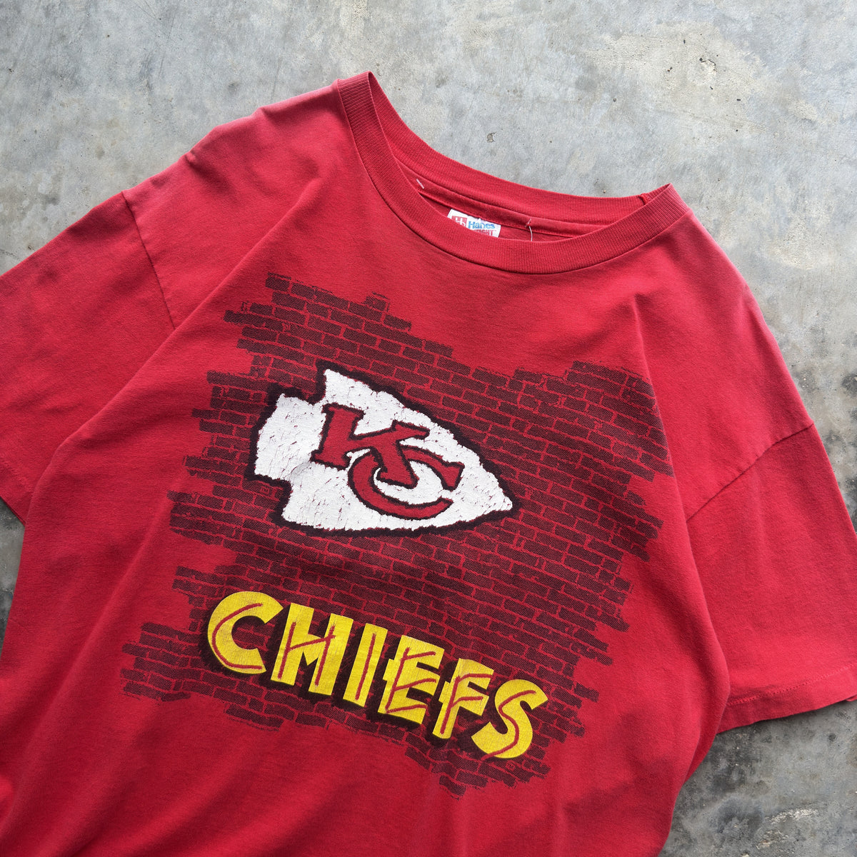 90s Kansas City Chiefs Brick Wall Hanes T-Shirt (L)