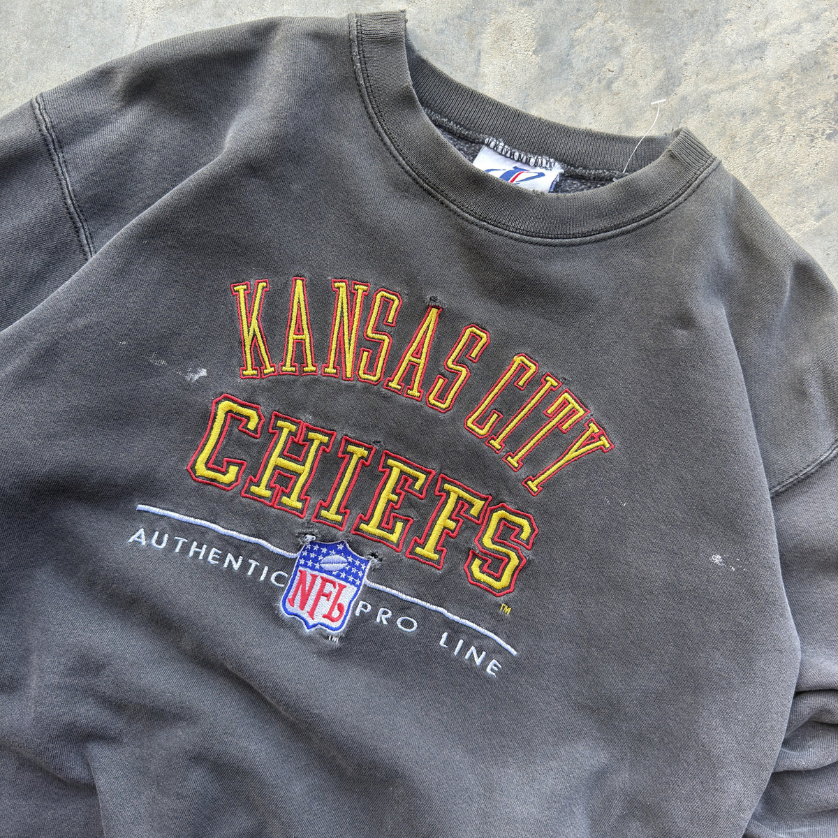 90's Kansas City Chiefs Logo Athletic Pro Line Crewneck (S)
