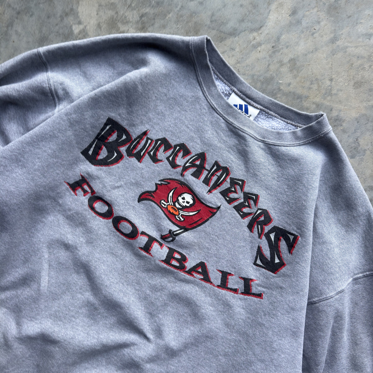 Tampa Bay Buccaneers Adidas Football Crewneck (XXL)