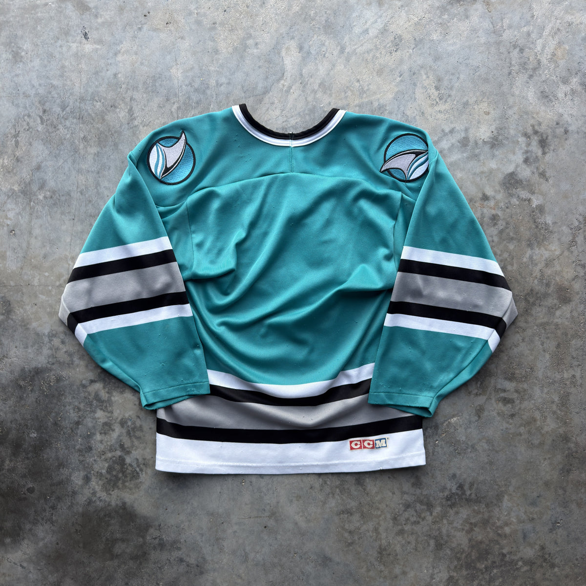 90s San Jose Sharks CCM Vintage NHL Jersey (S)