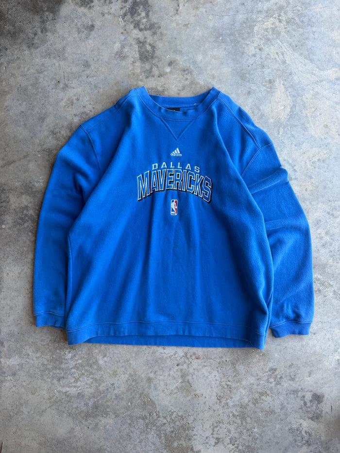2000s Dallas Mavericks Embroidered Sweatshirt (XXL)