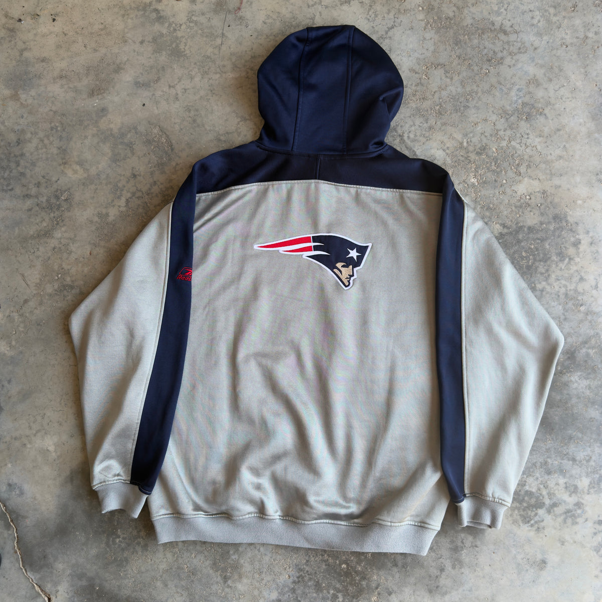 2000s New England Patriots Reebok Hoodie (XL)
