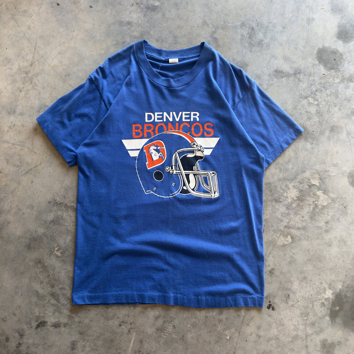 80's Denver Broncos Helmet Vintage T-Shirt (M)