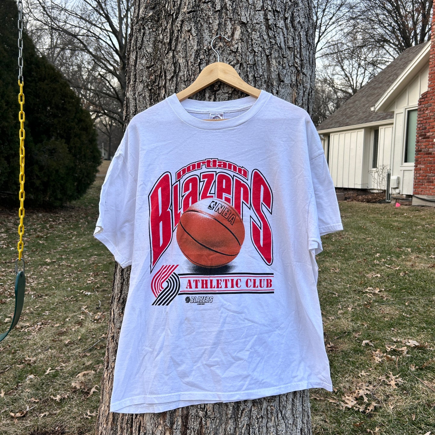 90's Portland Trailblazers Logo Athletic T-shirt (XL)