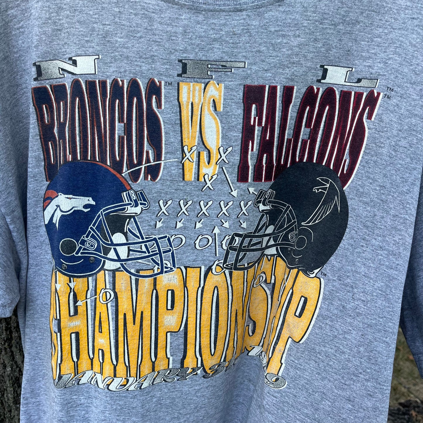 1999 Bronco's vs Falcons Superbowl T-shirt (XXL)