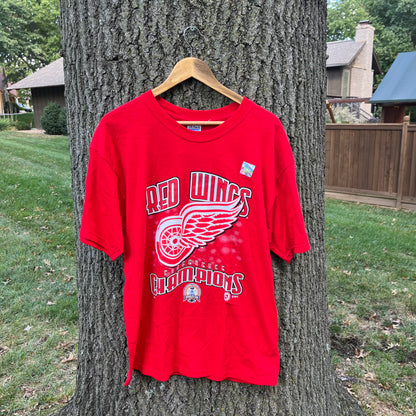 2002 Detroit Red Wings Stanley Cup Champions T-shirt (L)