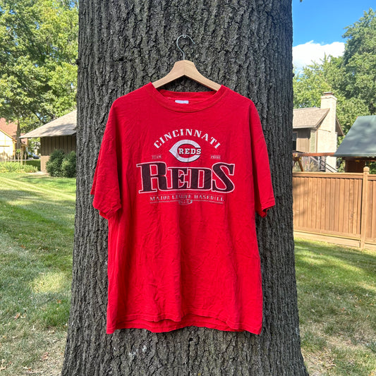 00's Cincinatti Reds T-shirt (L)